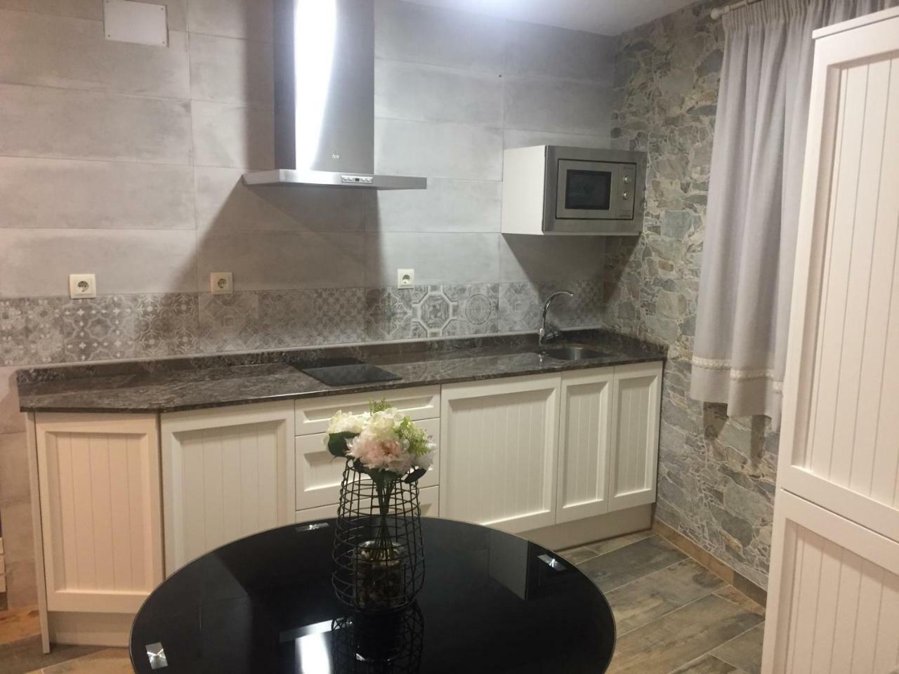 Atico Del Rojas Apartment โตเลโด ภายนอก รูปภาพ